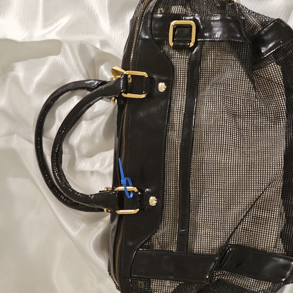 Elegant Black Mesh Handbag - Picture 1 of 8